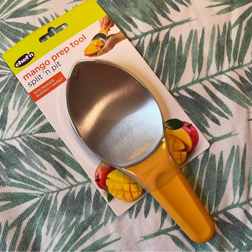Chef's Mango Prep Tool